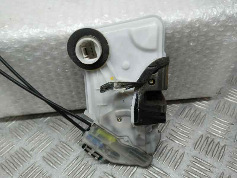 Recambio de cerradura puerta delantera derecha para toyota aygo x-cite referencia OEM IAM 6903502020  