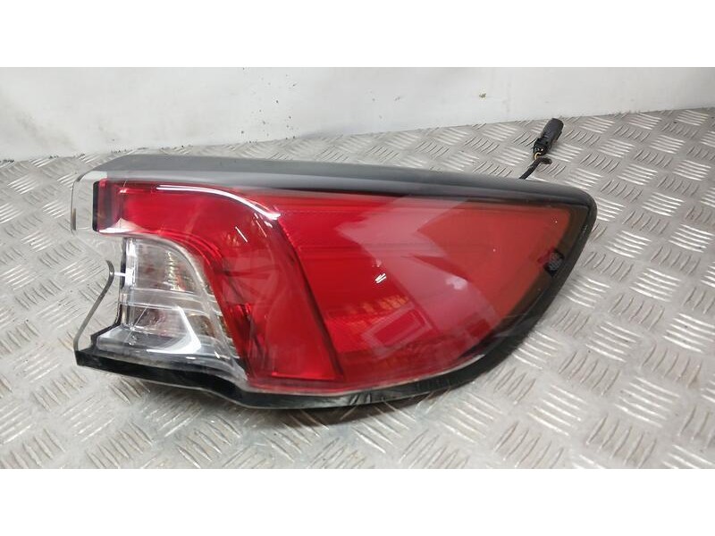 Recambio de piloto trasero derecho exterior para ford kuga iii (dfk) 2.5 duratec plug-in-hybrid referencia OEM IAM LV4B13404BF R