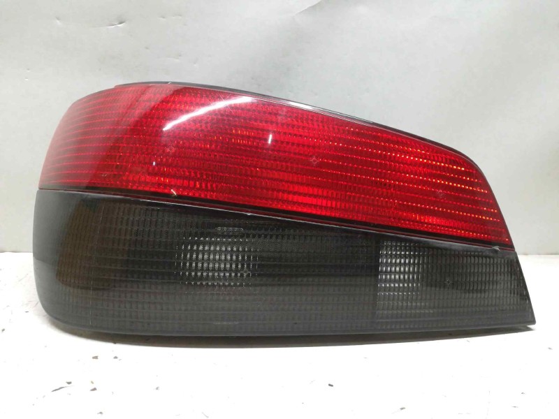 Recambio de piloto trasero izquierdo para peugeot 306 berlina 3/5 puertas (s1) referencia OEM IAM   