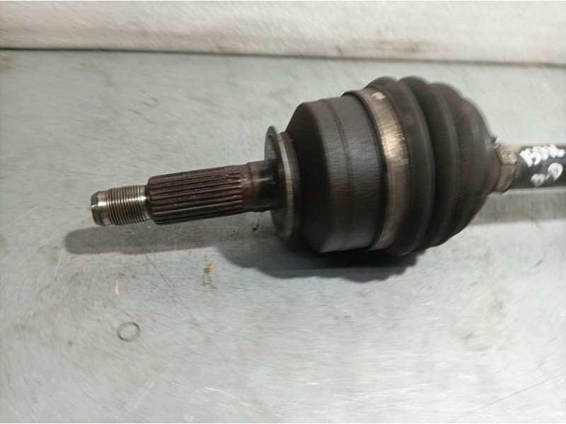 Recambio de transmision delantera derecha para kia sorento 2.5 crdi active referencia OEM IAM 495003E201  