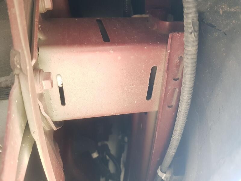 Recambio de refuerzo paragolpes trasero para toyota yaris (_p21_, _pa1_, _ph1_) 1.5 hybrid (mxph11) referencia OEM IAM 520230W02