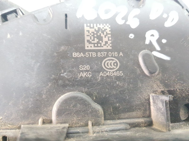 Recambio de cerradura puerta delantera derecha para seat arona style edition referencia OEM IAM 5TB837016A 7 PINS 