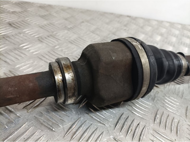 Recambio de transmision delantera derecha para peugeot 308 sport referencia OEM IAM 9661107280  