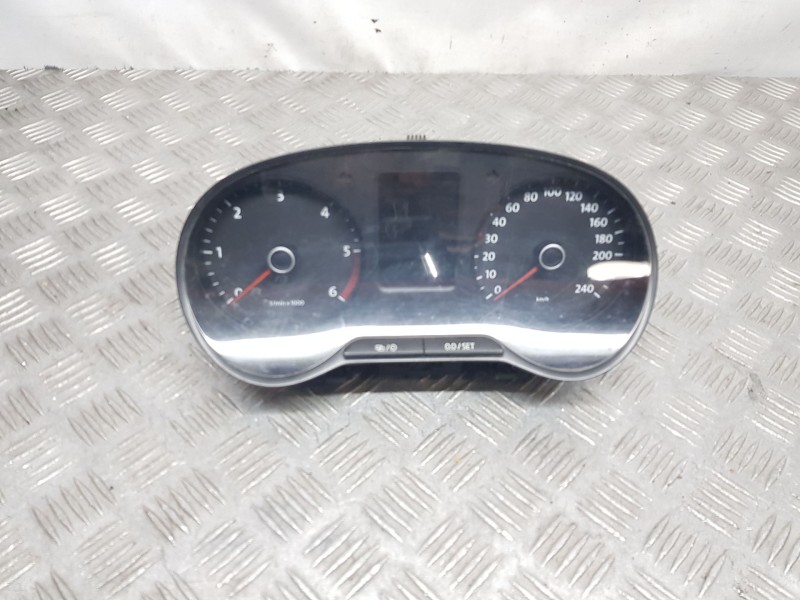Recambio de cuadro instrumentos para volkswagen polo v (6r1, 6c1) 1.2 tdi referencia OEM IAM 6R0920861L  