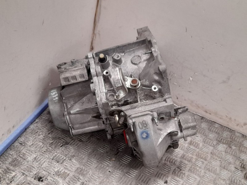 Recambio de caja cambios para citroën c3 exclusive referencia OEM IAM 20DP66 5489786 5VELOCIDADES