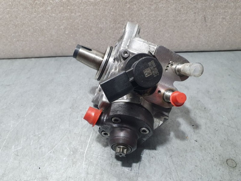 Recambio de bomba alta presion para bmw serie 3 berlina (e90) 2.0 turbodiesel cat referencia OEM IAM 7810696 0445010517 BOSCH