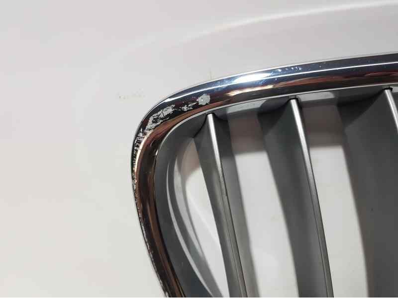 Recambio de rejilla delantera para bmw x1 (e84) sdrive 18d referencia OEM IAM   ROZADA DERECHA