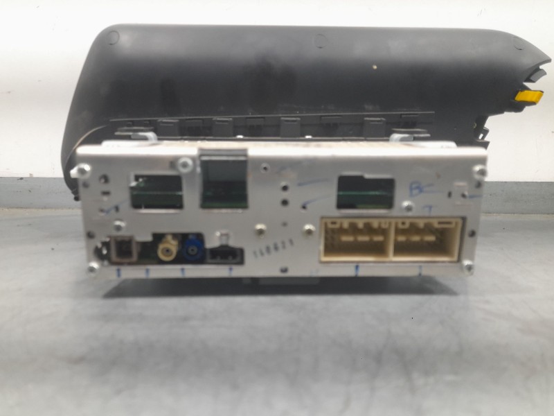 Recambio de sistema navegacion gps para hyundai i20 klass referencia OEM IAM 96160Q0420NNB  