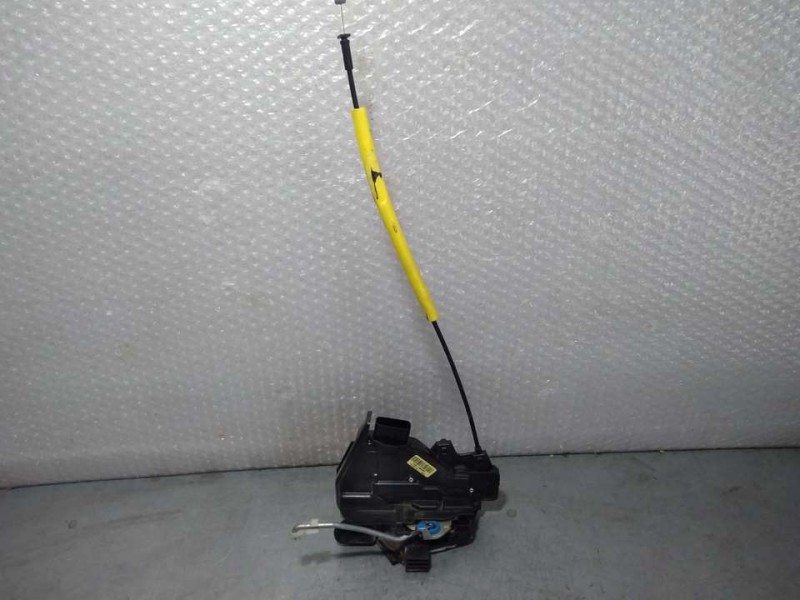 Recambio de cerradura puerta delantera derecha para kia stonic (ybcuv) concept referencia OEM IAM 81320H8050IEK  4 PINES