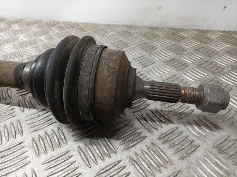 Recambio de transmision delantera derecha para citroën c3 exclusive referencia OEM IAM 9686025480  