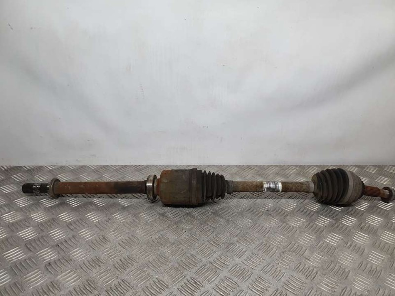 Recambio de transmision delantera derecha para dacia sandero básico referencia OEM IAM 8201052989  