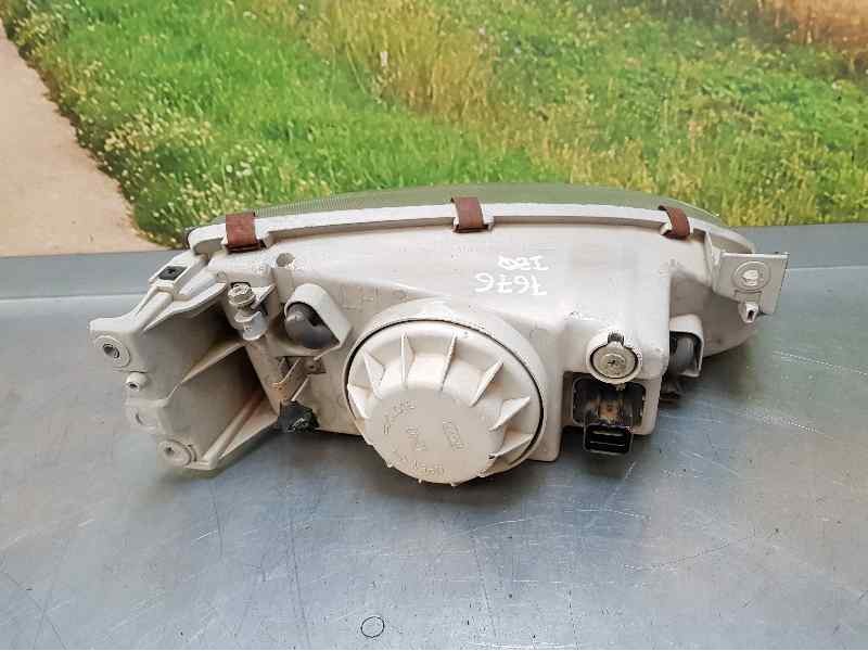 Recambio de faro izquierdo para hyundai lantra berlina (rd) 1.8i gls referencia OEM IAM   