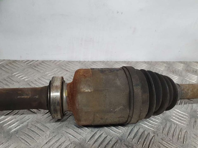 Recambio de transmision delantera derecha para dacia sandero básico referencia OEM IAM 8201052989  