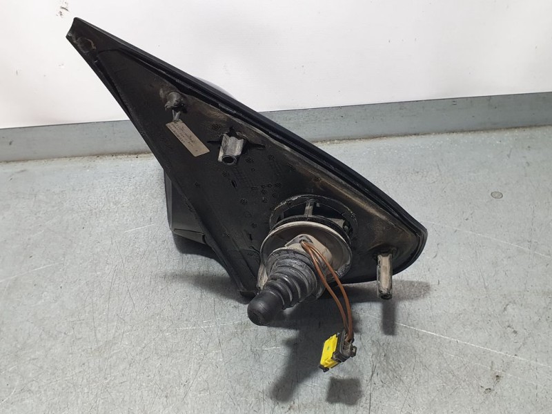 Recambio de retrovisor izquierdo para peugeot 206 berlina 1.4 hdi referencia OEM IAM 1608264280  C/ MANDO