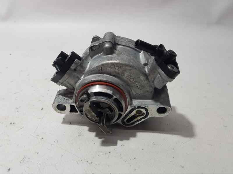 Recambio de depresor freno / bomba vacio para peugeot 3008 1.6 hdi fap referencia OEM IAM 9804021880 1A1902B0158 BOSCH TUBO ROTO
