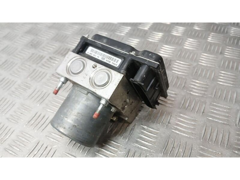 Recambio de abs para toyota avensis (t27) advance referencia OEM IAM 4454005140 BOSCH 0265252483