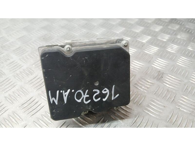 Recambio de abs para toyota avensis (t27) advance referencia OEM IAM 4454005140 BOSCH 0265252483