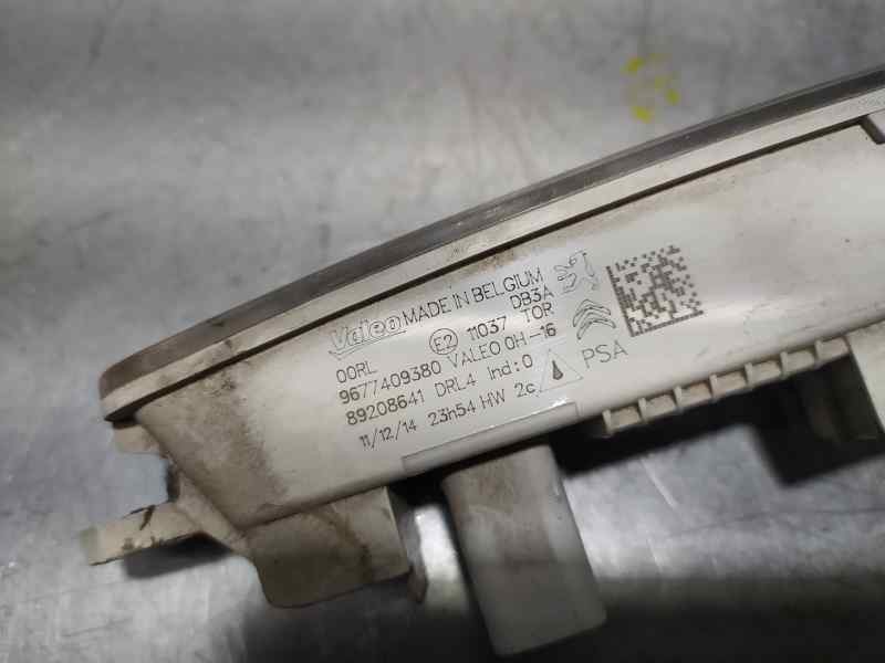 Recambio de piloto delantero derecho para toyota aygo x-cite referencia OEM IAM 9677409380 89208641 VALEO LUZ DIA