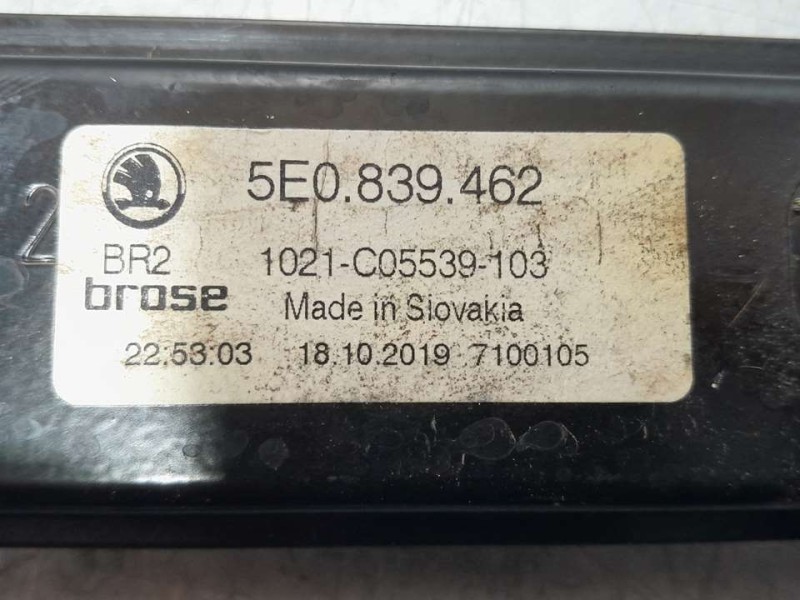Recambio de elevalunas trasero derecho para skoda octavia combi (5e5) active referencia OEM IAM 5E0839462  ELECTRICO 5 PINES