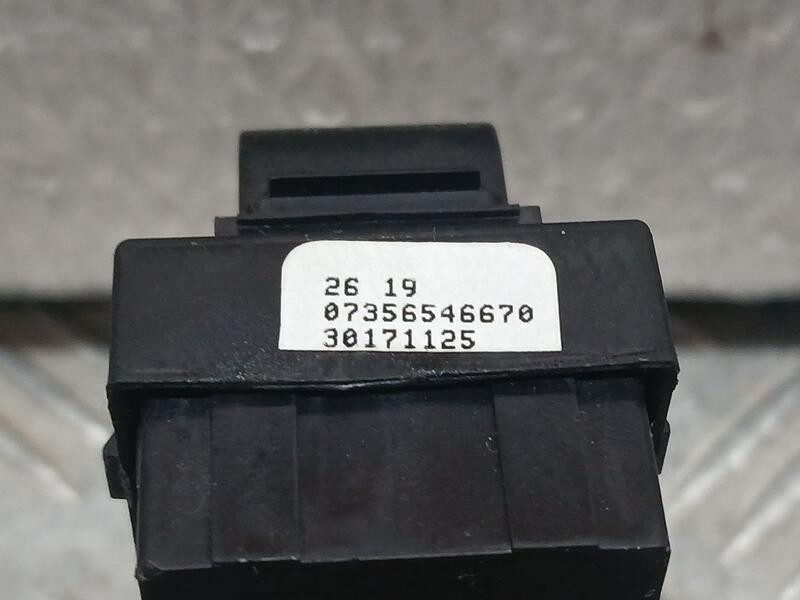 Recambio de mando elevalunas trasero derecho para fiat tipo ii (357) berlina easy referencia OEM IAM 7356546670  