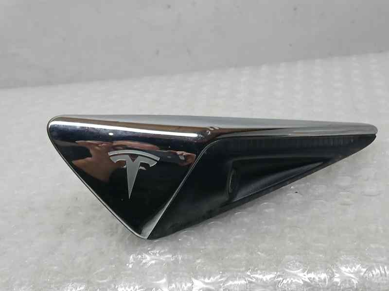 Recambio de camara para tesla model 3 ev performance awd referencia OEM IAM 1125106 183223947960 ALETA DELANTERA IZQUIERDA