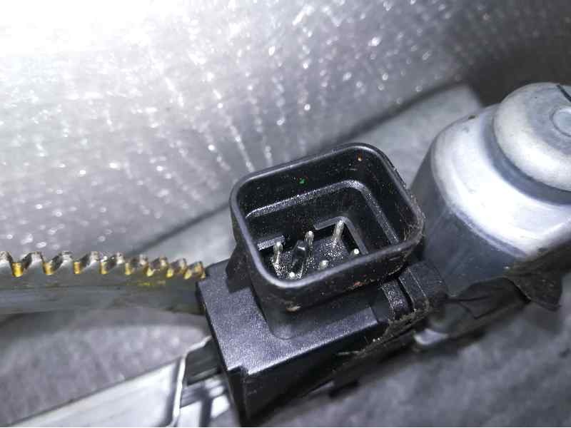 Recambio de elevalunas delantero derecho para opel corsa c club referencia OEM IAM 24466594 6 PINS ELECTRICO 400709A GM