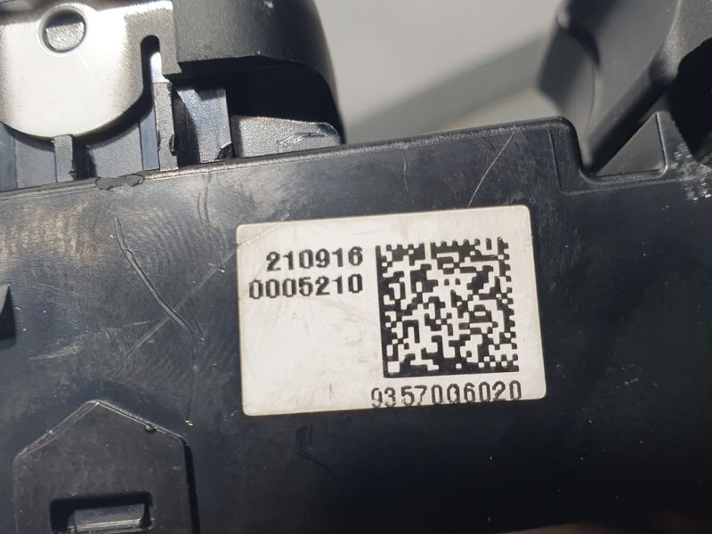 Recambio de mando elevalunas delantero izquierdo para kia picanto (ja) attract referencia OEM IAM 93570Q6020  