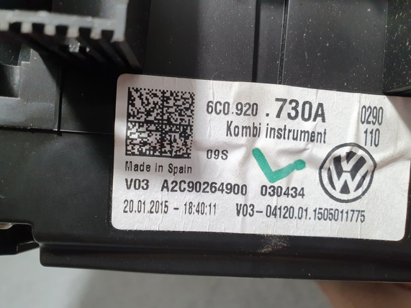 Recambio de cuadro instrumentos para volkswagen polo (6c1) comfortline bluemotion referencia OEM IAM 6C0920730A A2C90264900 