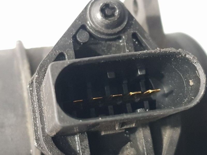 Recambio de caudalimetro para volkswagen golf v berlina (1k1) trendline referencia OEM IAM 038906461B 0281002531 BOSCH