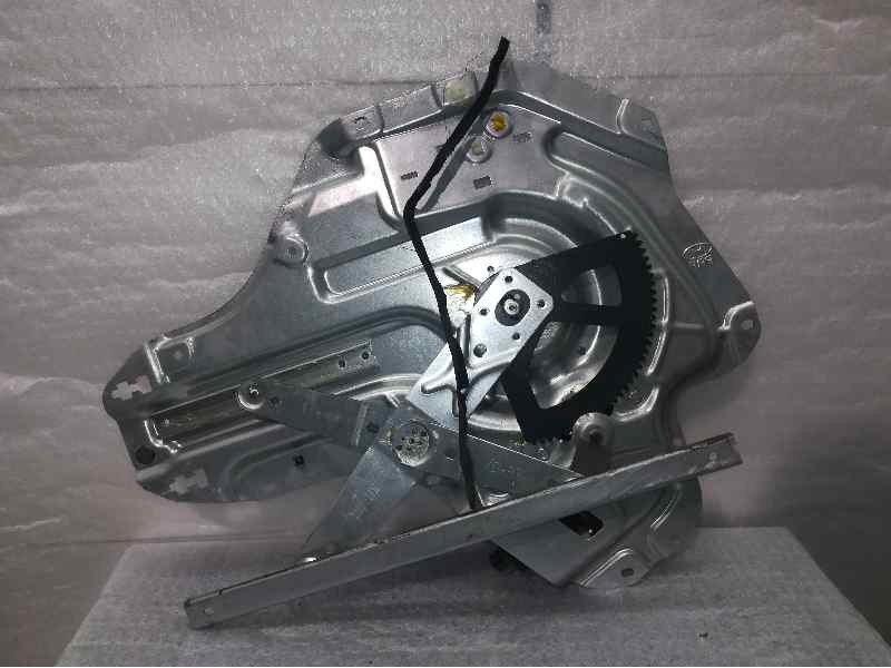 Recambio de elevalunas trasero derecho para hyundai elantra (xd) 1.6 16v cat referencia OEM IAM F00S1A2102 2 PINS ELECTRICO 8348