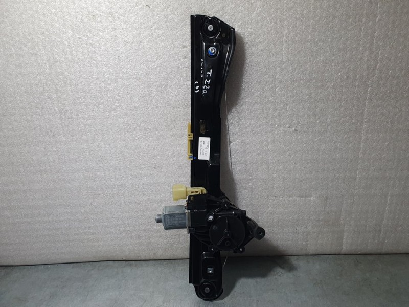 Recambio de elevalunas trasero izquierdo para ford ecosport (cr6) trend referencia OEM IAM GN15A27001EB FOMOCO ELECTRICO 6 PINES