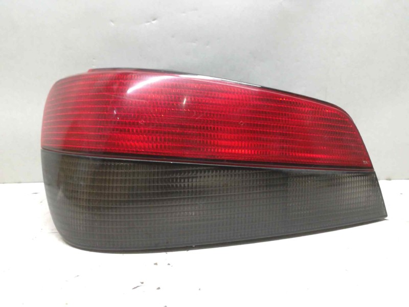 Recambio de piloto trasero izquierdo para peugeot 306 berlina 3/5 puertas (s1) referencia OEM IAM   