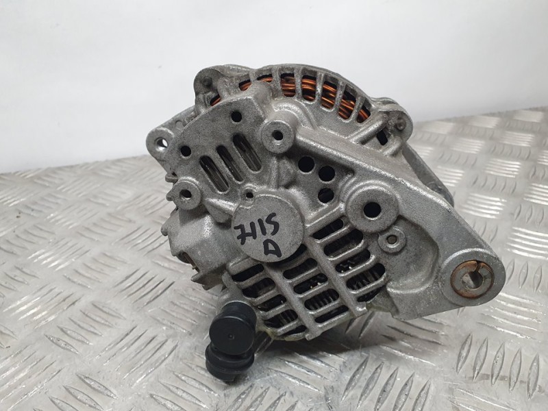 Recambio de alternador para subaru legacy berl./familiar b12 (be/bh) 2.5 gx edition berlina referencia OEM IAM 23700AA370 A2TB28