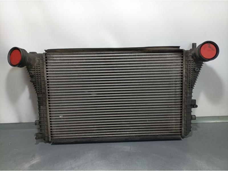 Recambio de intercooler para volkswagen golf v berlina (1k1) trendline referencia OEM IAM 1K0145803  PATA ROTA