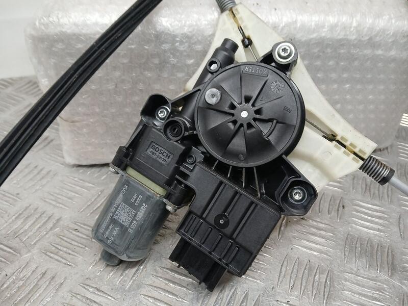 Recambio de elevalunas delantero izquierdo para seat arona style edition referencia OEM IAM 6F9837461A 14 PINS ELECTRICO