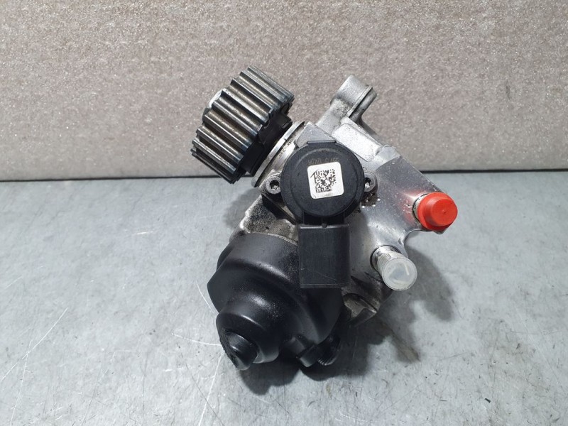 Recambio de bomba alta presion para audi a3 (8vk) 2.0 16v tdi referencia OEM IAM 04L130755D 0445010537 BOSCH