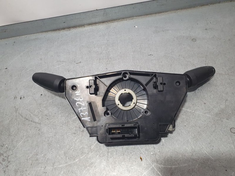 Recambio de mando luces y limpia para opel corsa d enjoy referencia OEM IAM 13142283 12274700 DELPHI