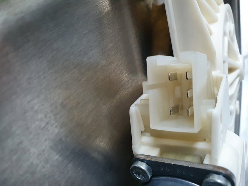 Recambio de elevalunas trasero derecho para mercedes-benz clase c (w204) lim. c 220 cdi blueefficiency (204.002) referencia OEM 