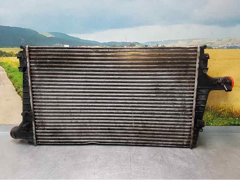 Recambio de intercooler para audi a6 berlina (4b2) 2.5 tdi quattro referencia OEM IAM 4B0145805A  