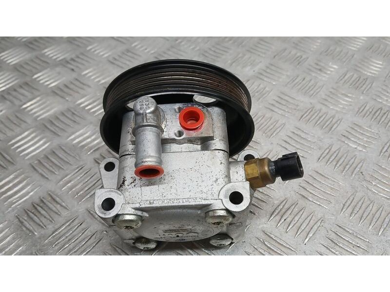 Recambio de bomba direccion para ford focus lim. business referencia OEM IAM BV613A696AB  