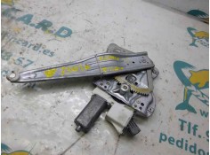 ELEVALUNAS TRASERO DERECHO 