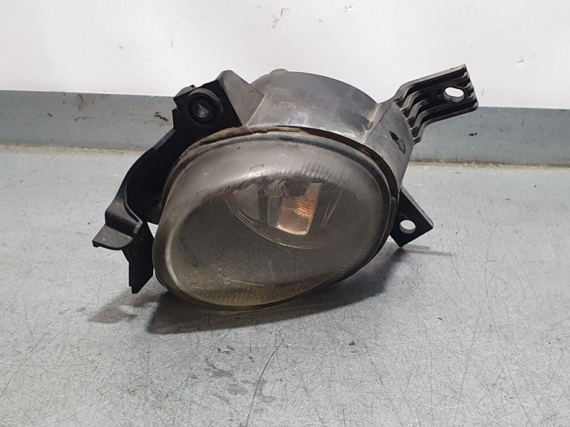 Recambio de faro antiniebla izquierdo para audi a4 berlina (8e) 2.0 tdi 16v (103kw) referencia OEM IAM 8E0941699E  