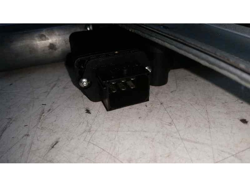 Recambio de elevalunas delantero izquierdo para opel corsa d catch me referencia OEM IAM  6 PINS ELECTRICO