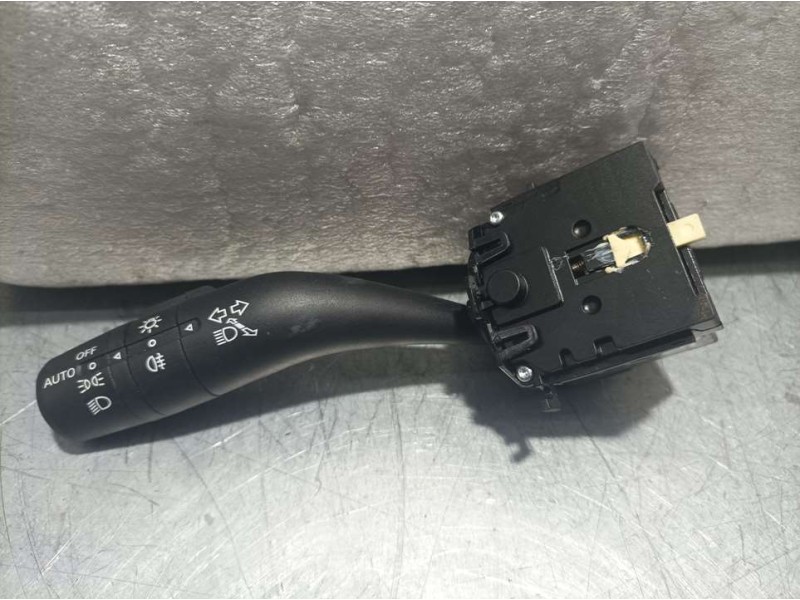 Recambio de mando luces para mg zs 1.0 vti referencia OEM IAM 1014095702  