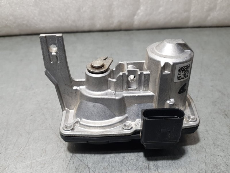 Recambio de valvula escape para volkswagen t-roc bluemotion referencia OEM IAM 3Q0253691K  