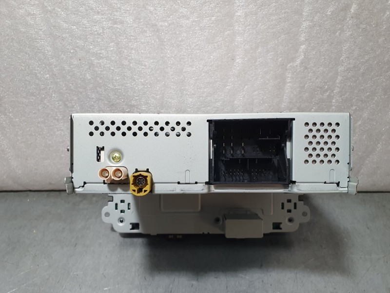 Recambio de sistema navegacion gps para volkswagen polo (6c1) comfortline bluemotion referencia OEM IAM 6C0035869B  