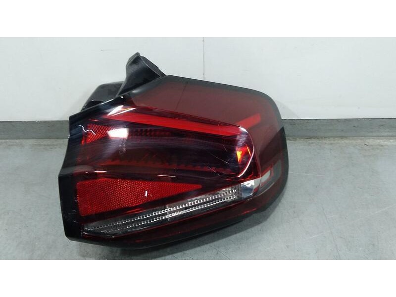 Recambio de piloto trasero derecho para citroën c4 1.2 12v e-thp pure tech referencia OEM IAM 9831100080 LED/EXTERIOR LED/EXTERI