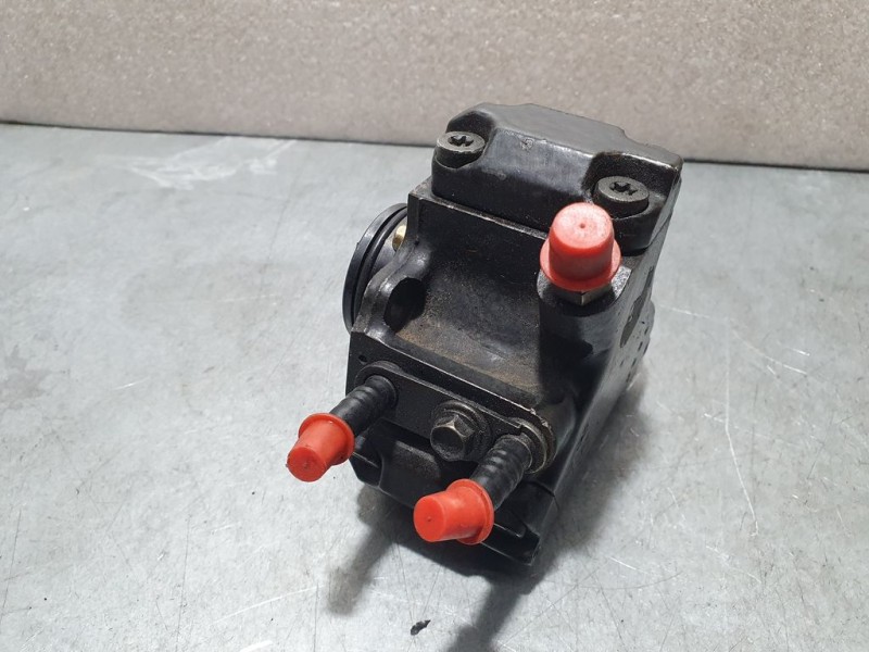 Recambio de bomba alta presion para hyundai elantra (xd) 2.0 crdi comfort (4-ptas.) referencia OEM IAM 3310027000 0445010038 BOS