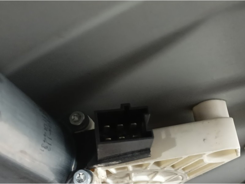 Recambio de elevalunas delantero derecho para mercedes-benz clase b (w245) b 160 (245.231) referencia OEM IAM A1697203079 994425