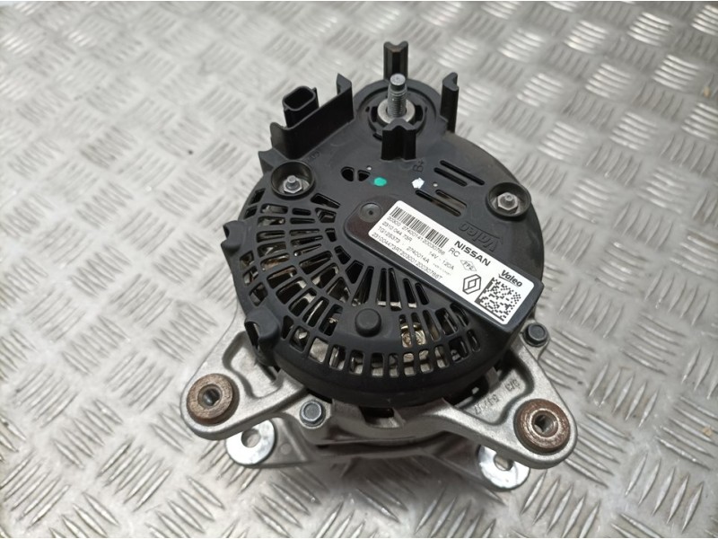 Recambio de alternador para dacia duster ii access referencia OEM IAM 231004476R 2740014A VALEO